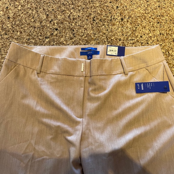 NWT Apt. 9 Torie Women's Capri - Picture 2 of 2